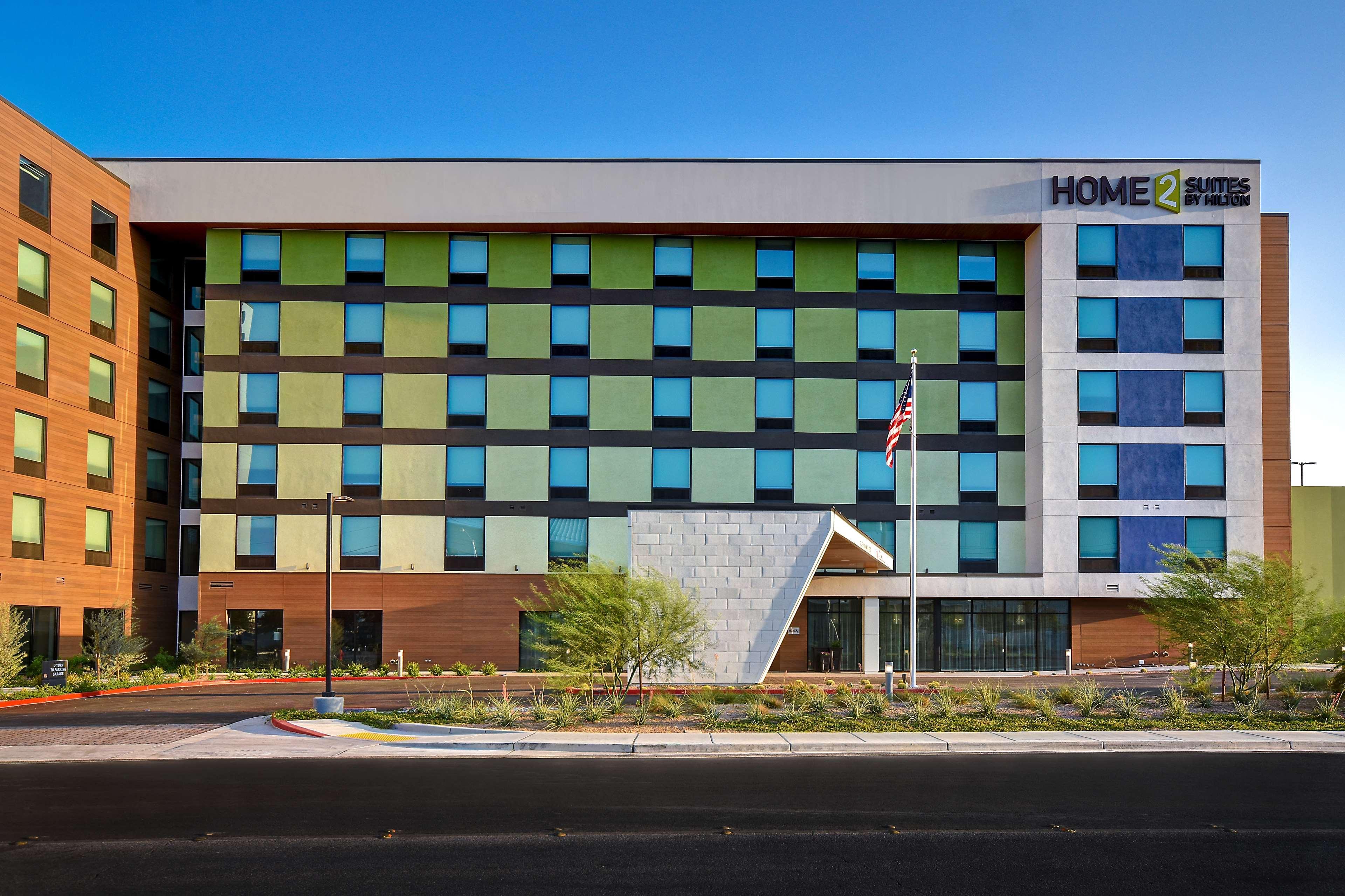 Hampton Inn & Suites Las Vegas Convention Center Exterior foto